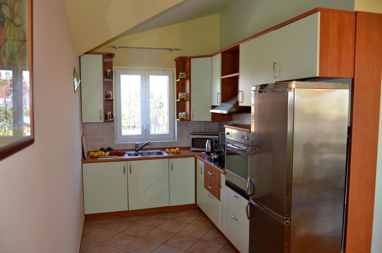 House Maric Apartment Porec Exterior photo